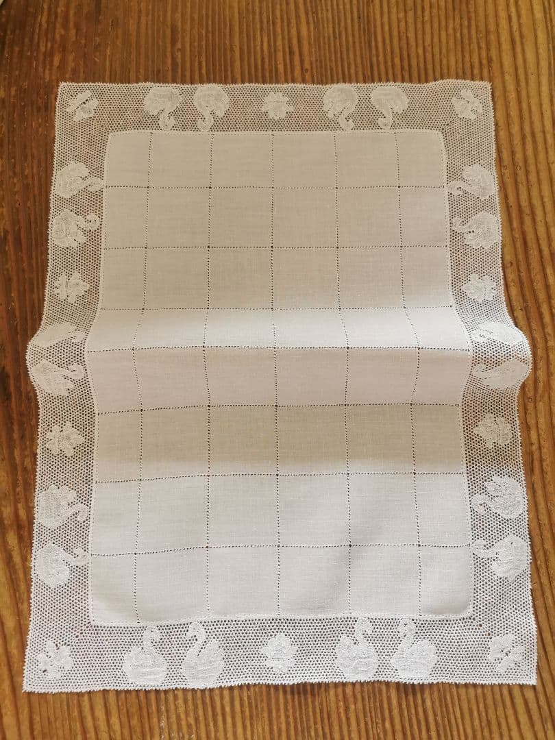 アンティーク ポワンドパリ 白鳥と水草 格子ドローンワーク 極細糸リネンランナー