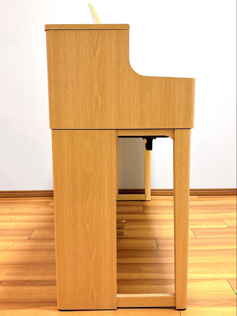 Roland 電子ピアノ HP704-LA 2019年製