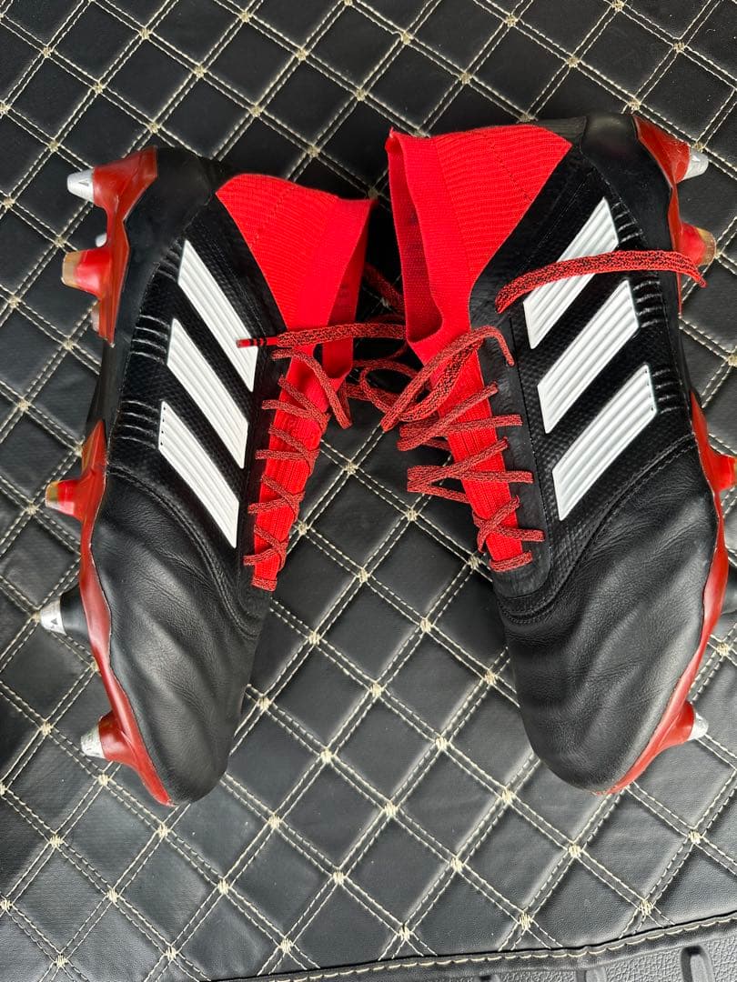 アディダス プレデター18.1SG