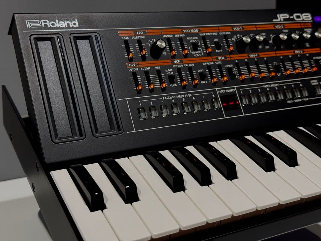 roland boutique JP-08 JUPITER-8 K-25M と