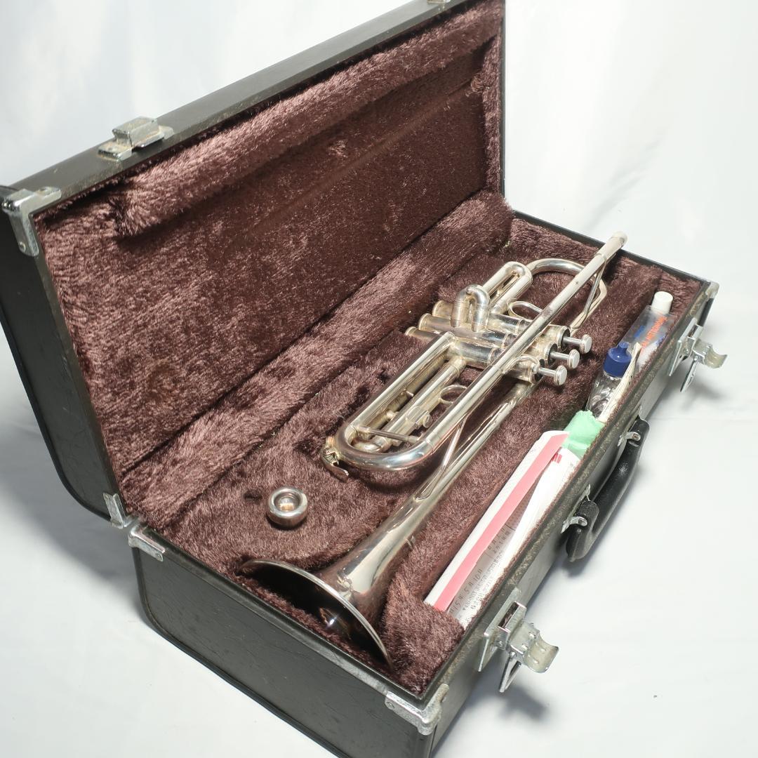 YAMAHA YTR2335 トランペット ヤマハ純正ハードケース付