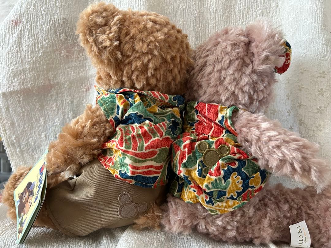 ハワイ　アウラニ限定　ダッフィーシェリーメイ　ペアぬいぐるみ　新品タグ付き