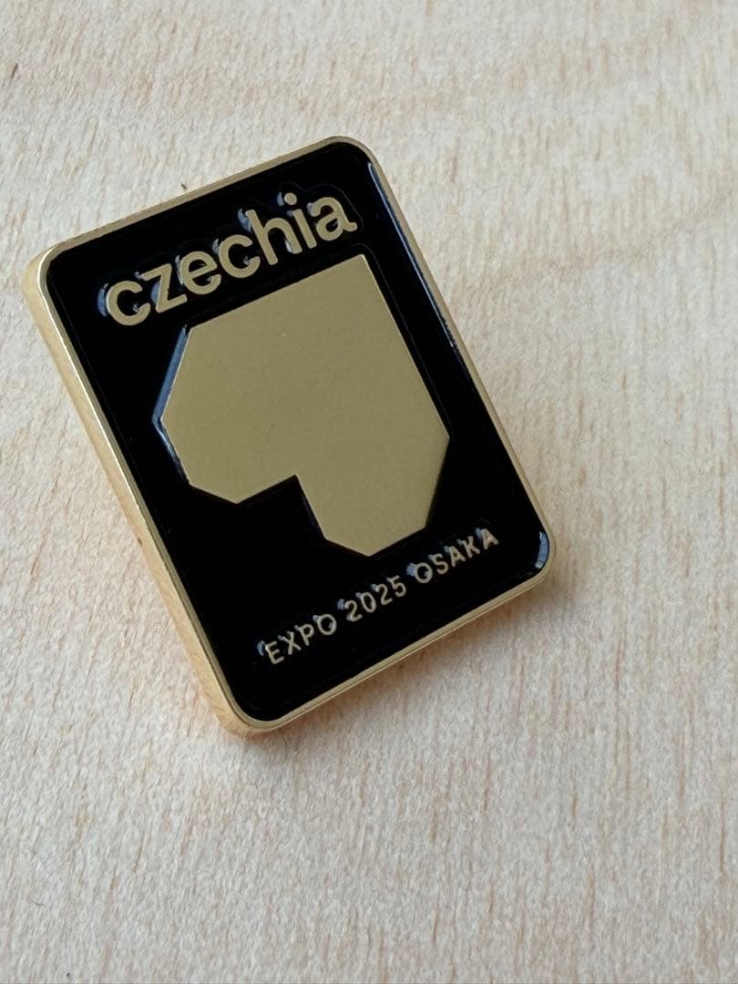 非売品　希少　チェコ館vip専用ピンバッジ　ゴールド　万博　Expo 2025