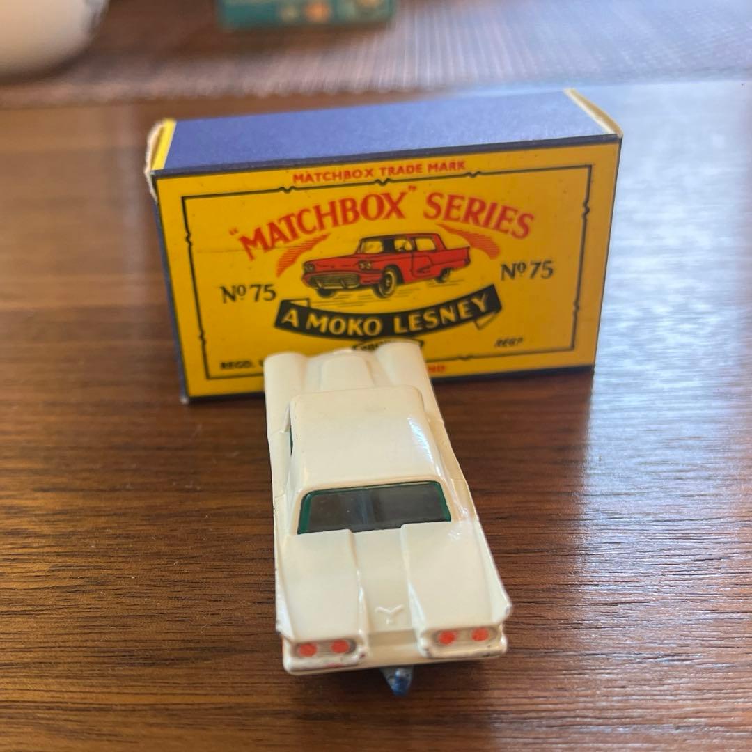 O*s様 美品 マッチボックス レズニー No.75A フォード サンダーバード