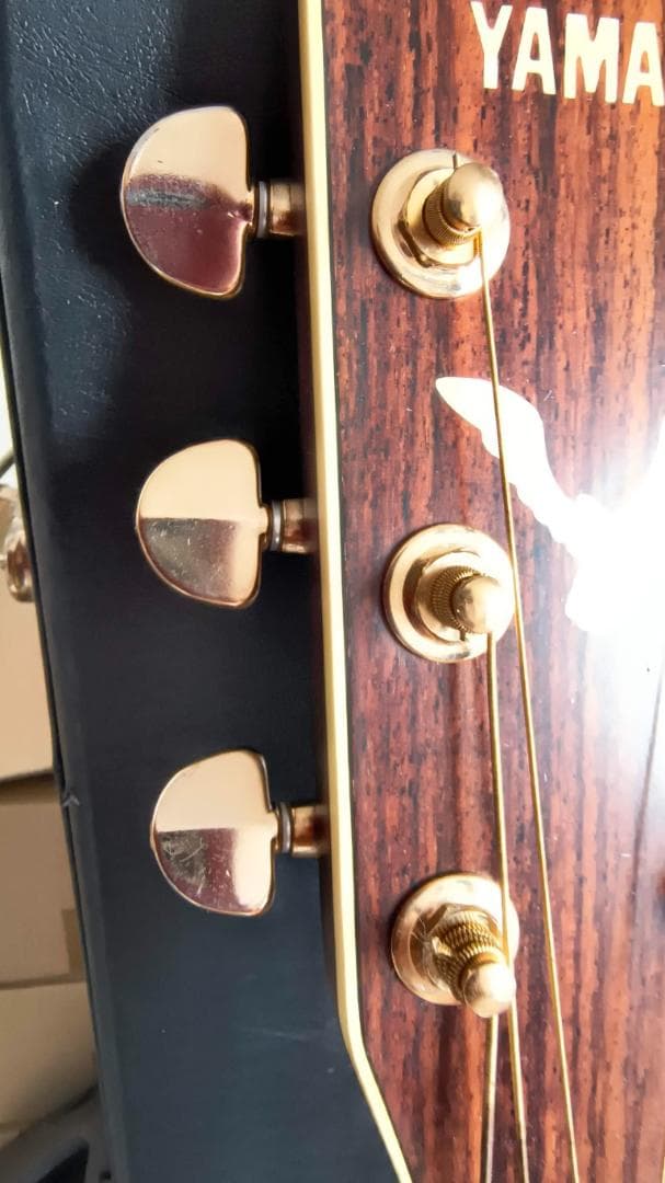 YAMAHA　ヤマハ　アコースティックギター　FG-740　ケース付き