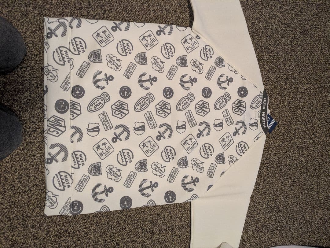 ムータ　トレーナー