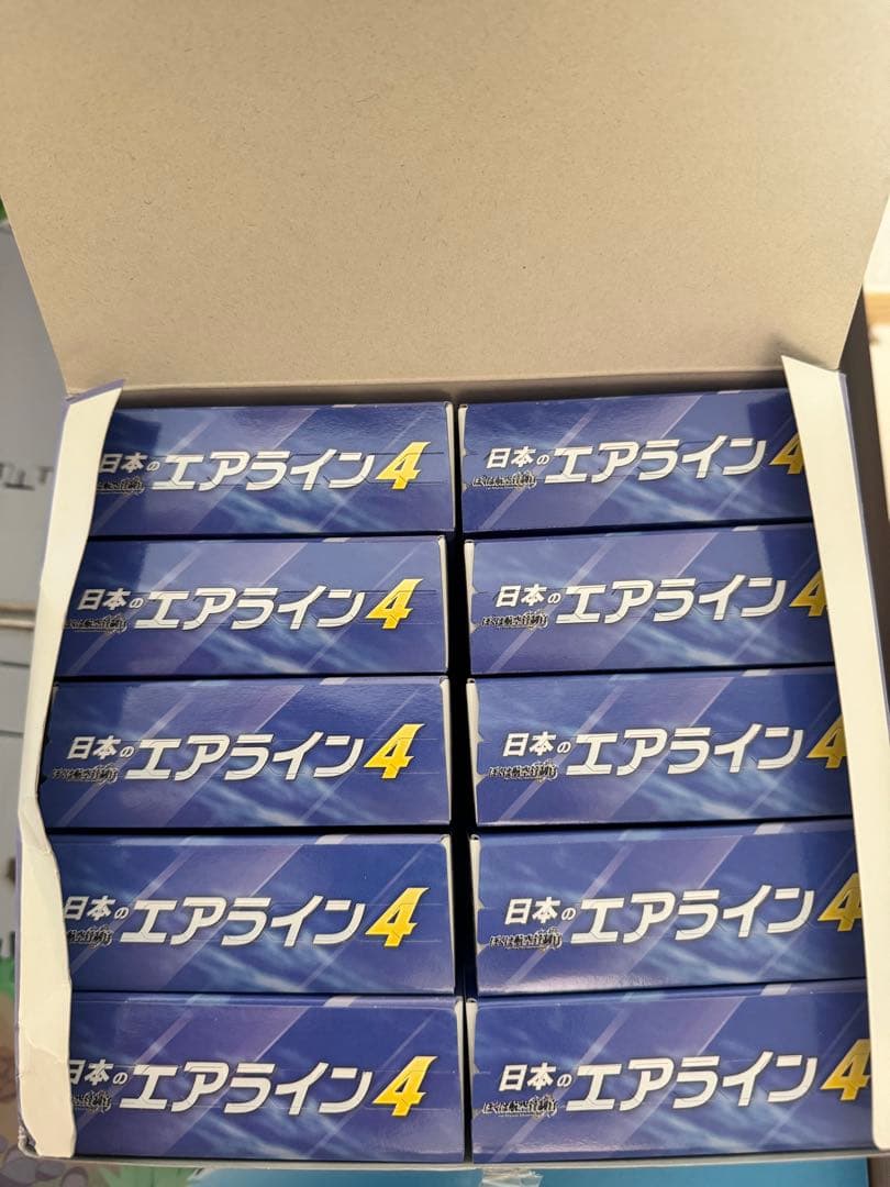 日本のエアライン4 1/300スケール 8種セット 10個入り　飛行機　模型