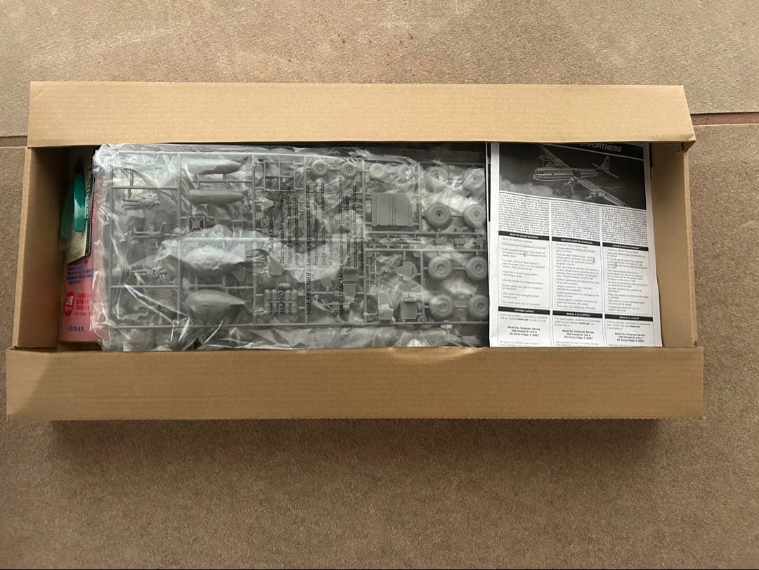 2*型様 B-29 SUPERFORTRESS 1/48 プラモデルキット