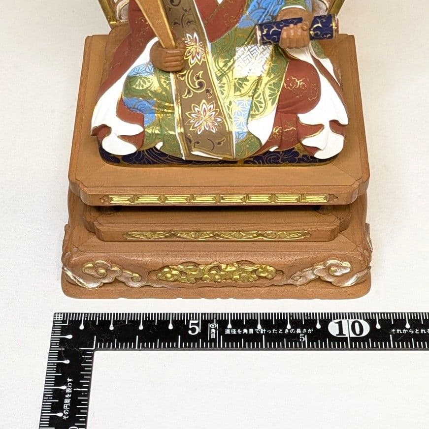 【ゲリラセール・新品】 三宝尊付き日蓮聖人　彩色　紅檀　総高さ約22.5㎝　日蓮