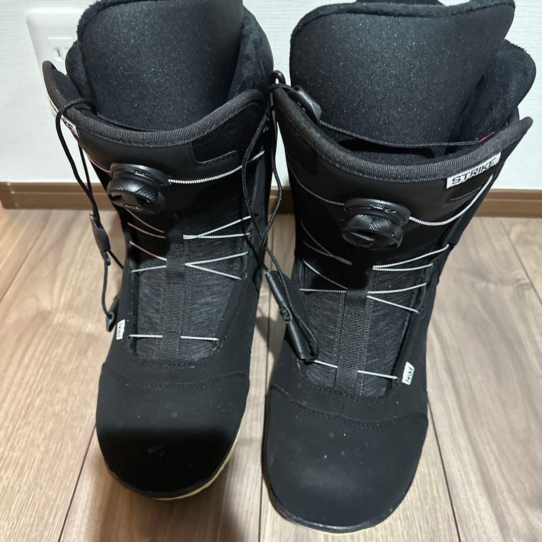 THERMO FIT BOAシステム スノーボードブーツ28センチ