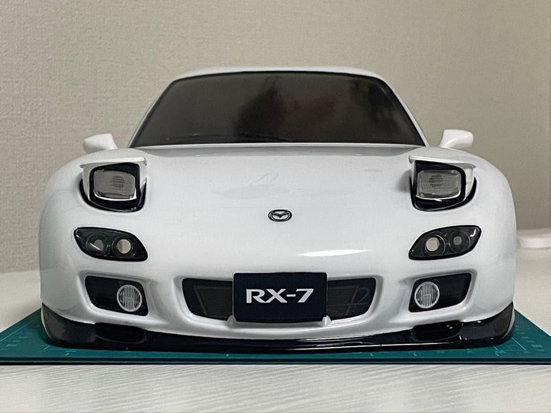 タミヤラジコンボディ　マツダRX7
