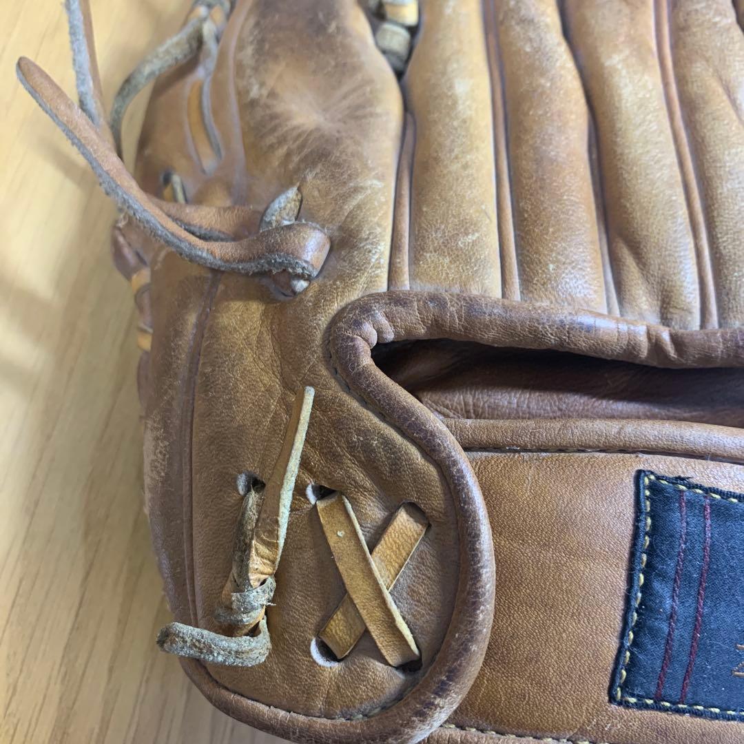 【詳細不明・現状渡し】ZETT 投手用グローブ 旧ロゴ 希少モデル 硬球付