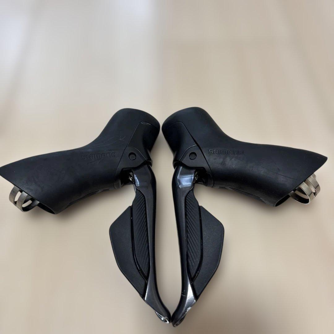 シマノ ULTEGRA Di2 ST-R8170 STIレバー 左右セット