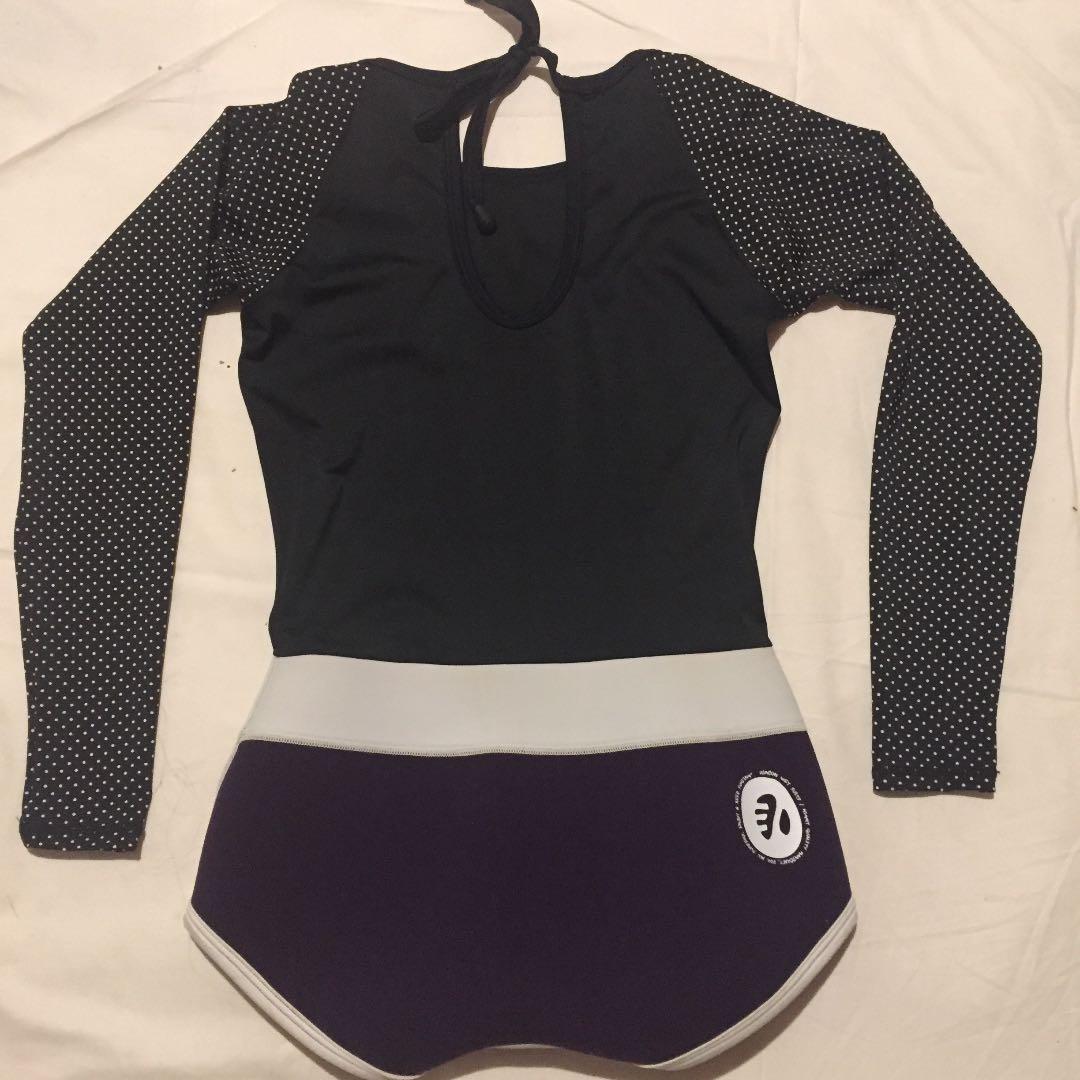 ウェットスーツ ラッシュガード 女性用 未使用品