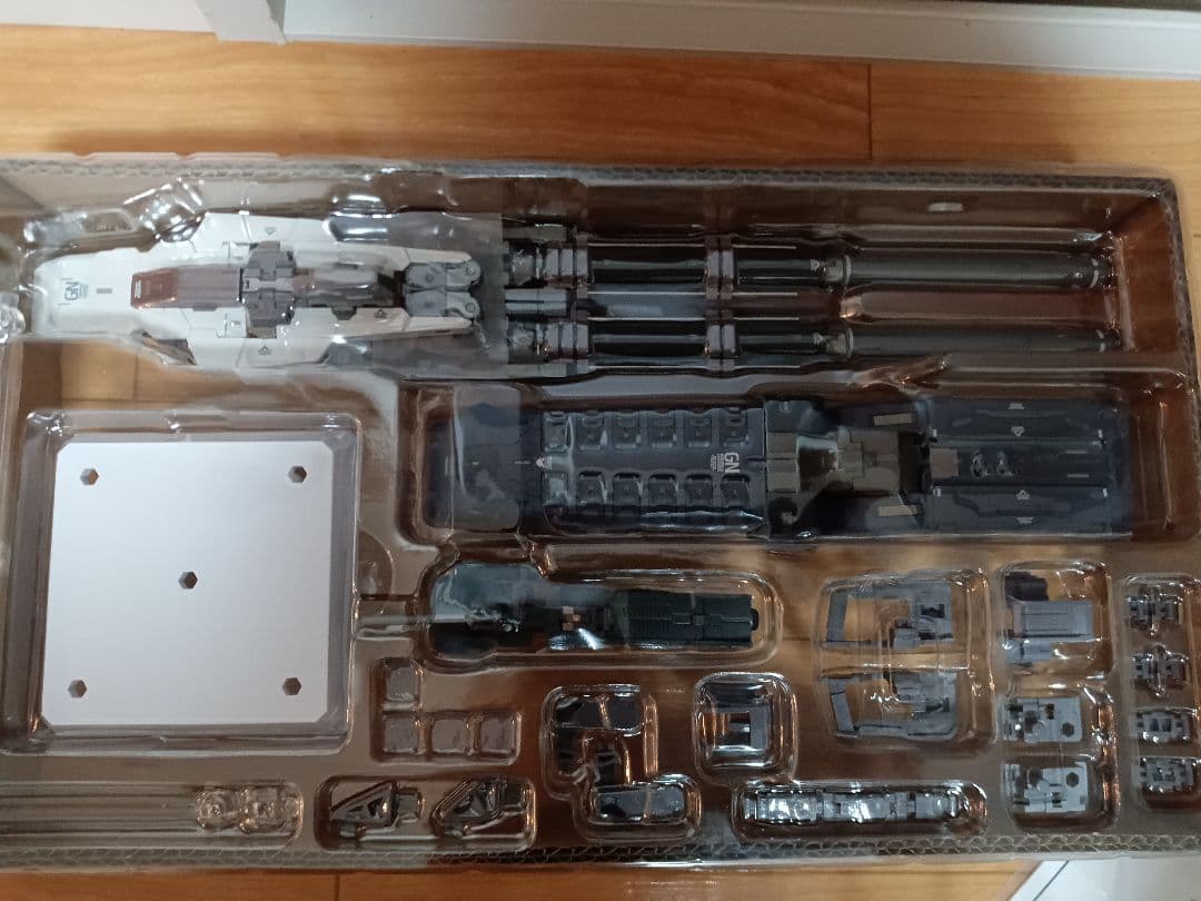 【美品】メタルビルド GNアームズ＋TYPE-D＋ガンダムデュナメスサーガ