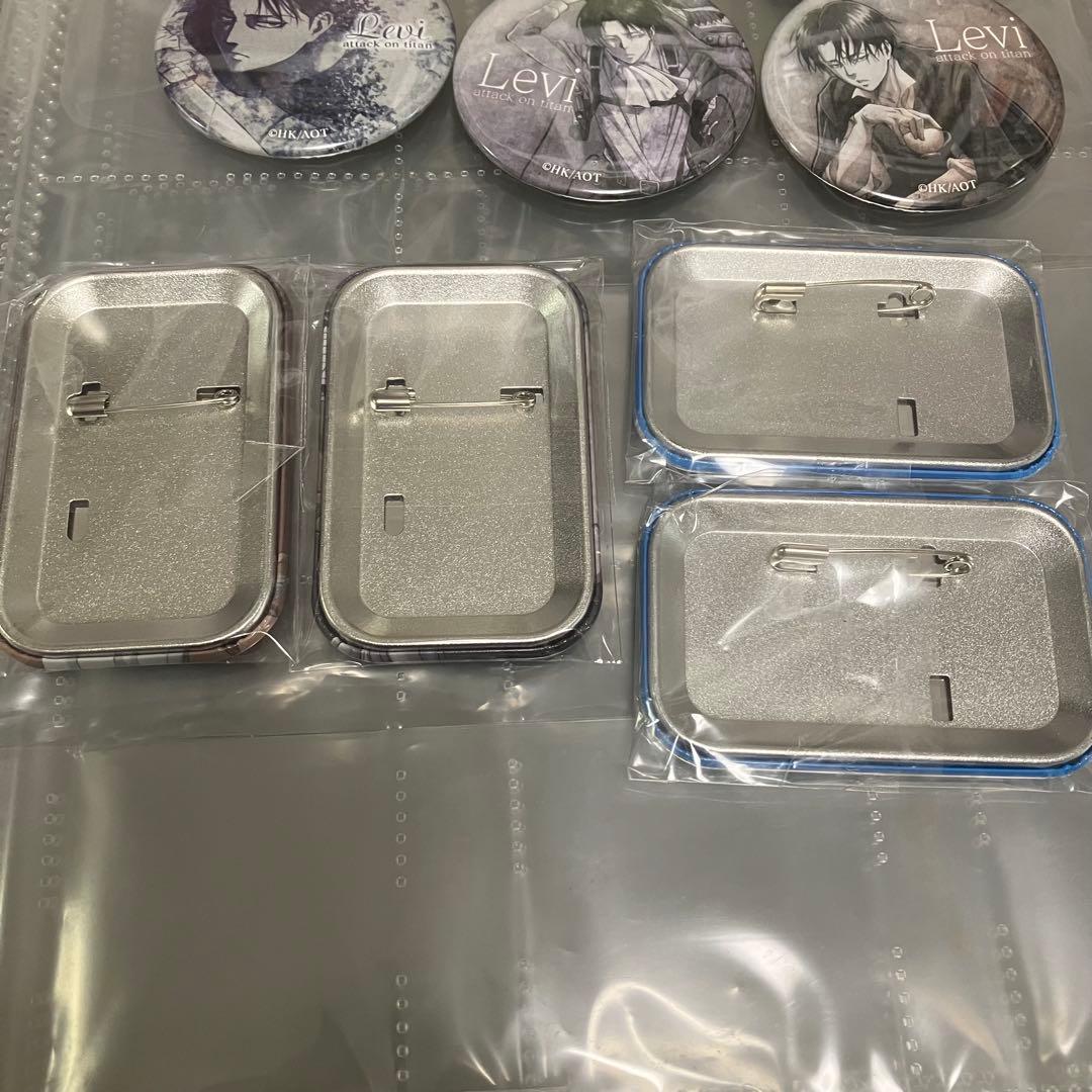 リヴァイ　缶バッジ