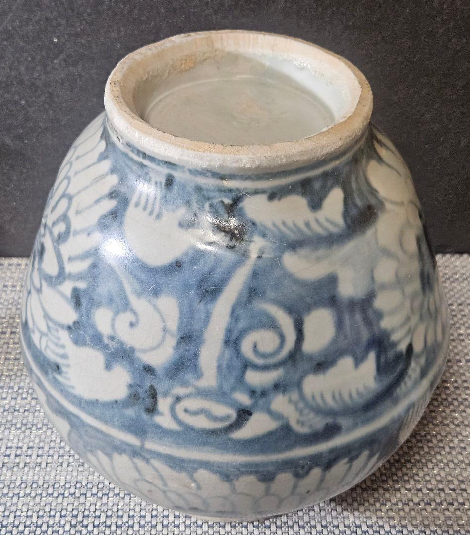 明朝 明代　中国古陶磁　中国南方系　青華　 古染付　花の図　胴継ぎ　壺　花入れ