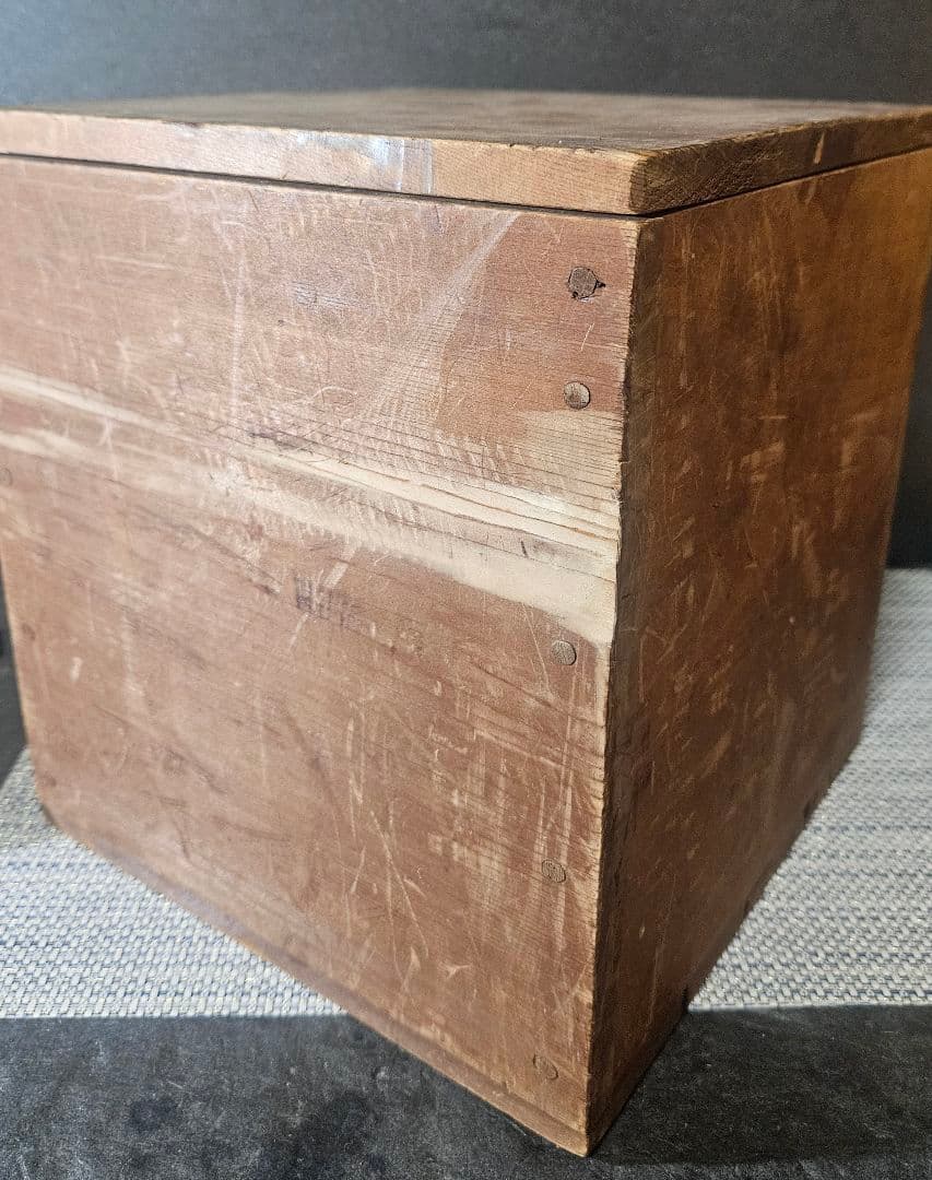 明朝 明代　中国古陶磁　中国南方系　青華　 古染付　花の図　胴継ぎ　壺　花入れ