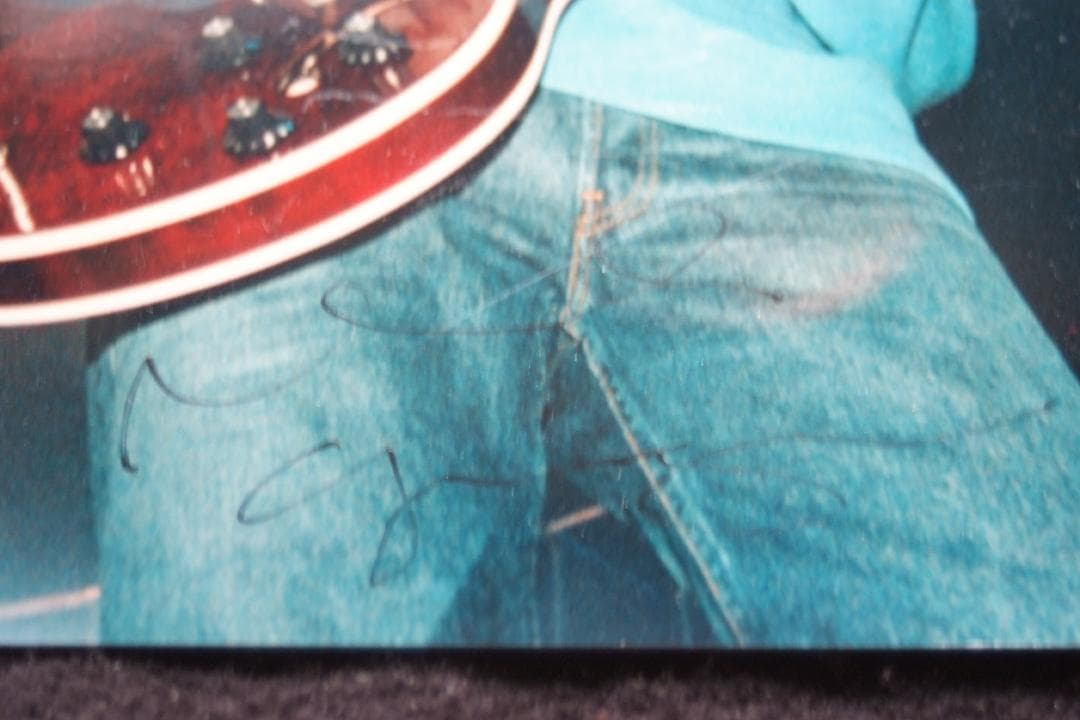 ノエル・ギャラガー(オアシス)-直筆サイン入りカラー写真