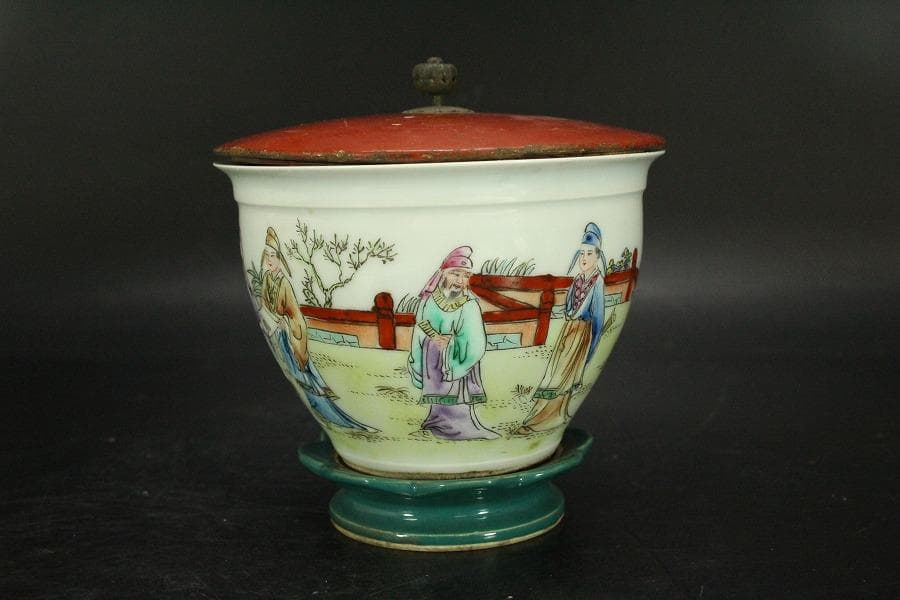 中国美術 粉彩色絵 宮廷人物紋 遊台 漆蓋碗 居仁堂製 希少(LC257)