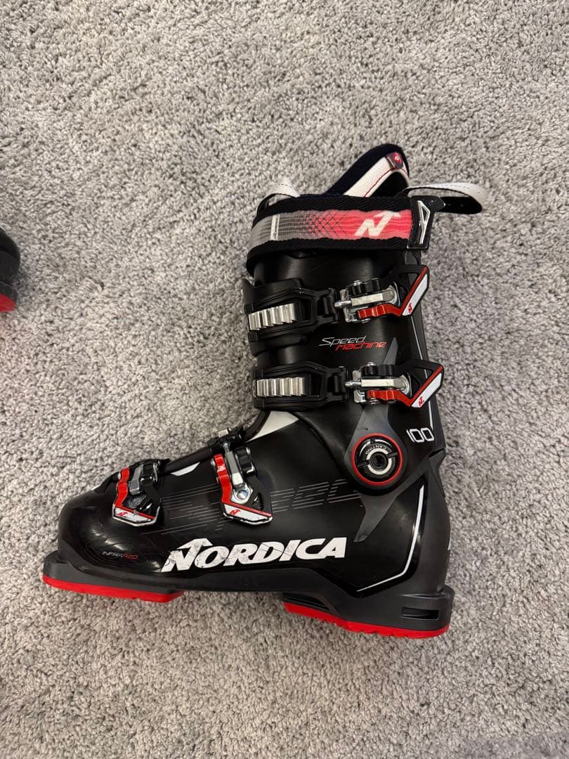 Nordica Speedmachine 100 スキー靴 ブラック/レッド