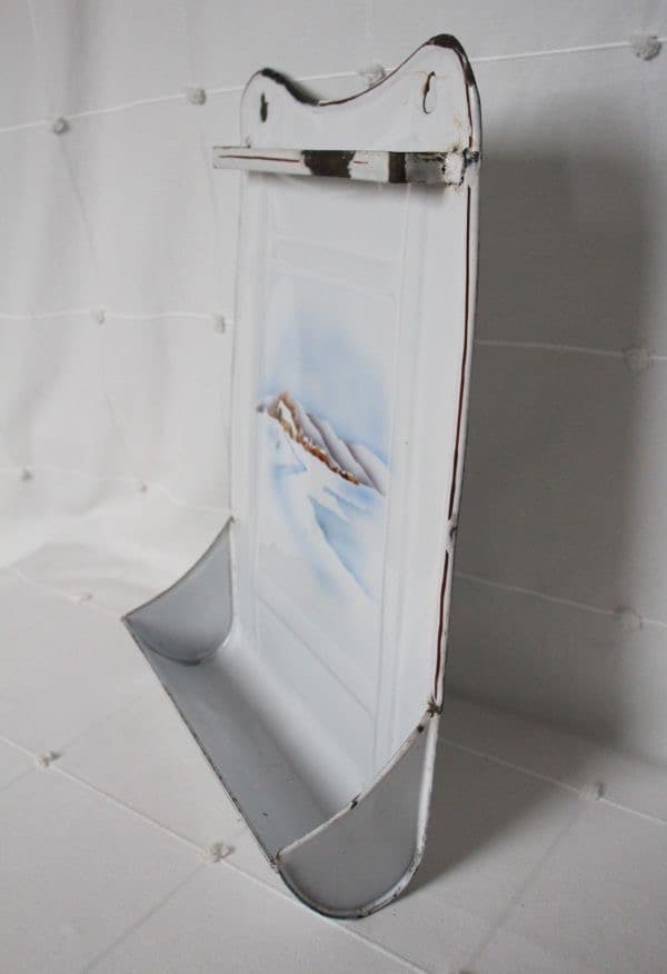 フランス アンティーク 古い琺瑯製のレードルラック ポストルッシュ 冬景色