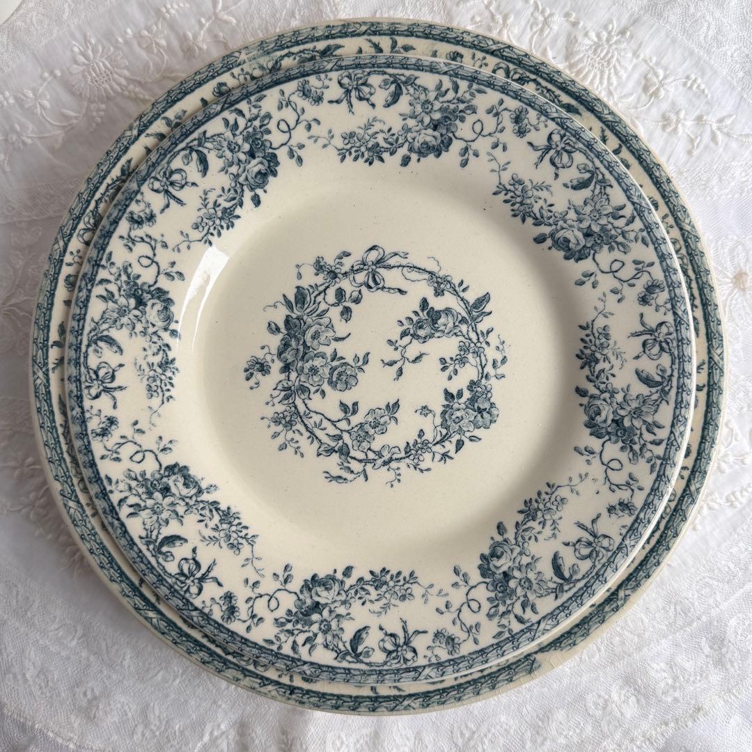 フランスアンティーク　Gien Bouquets de roses 深皿②