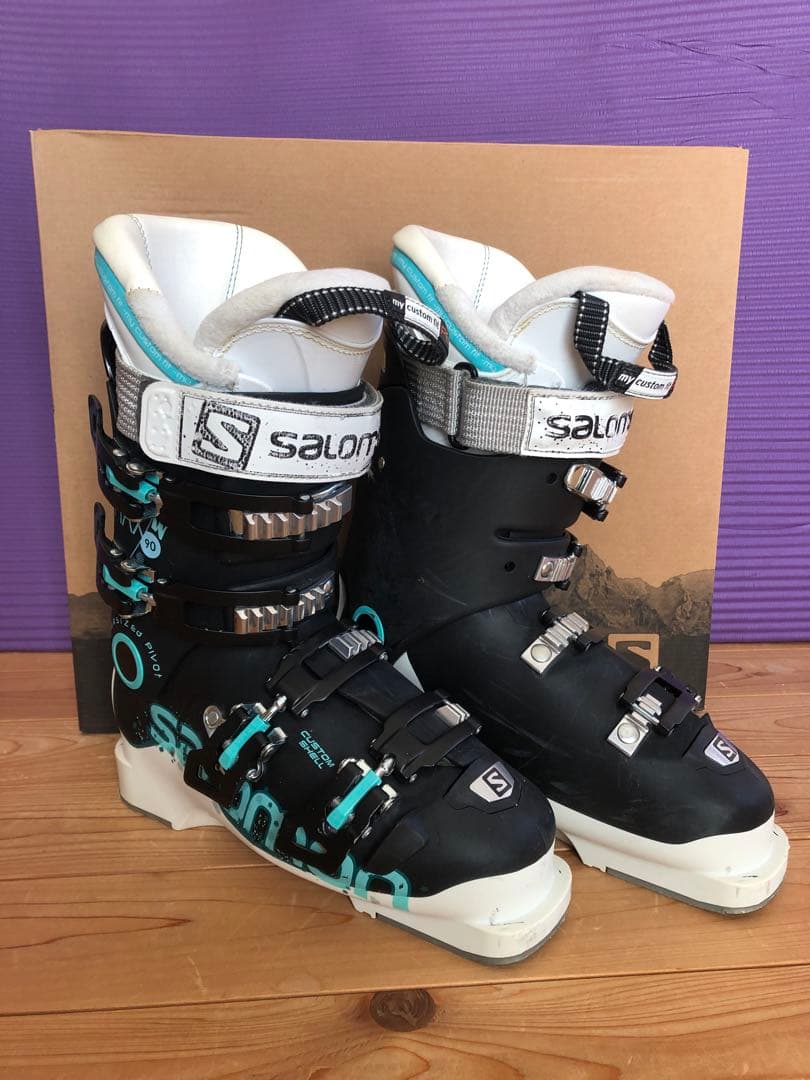 Salomon スキーブーツ　レディース