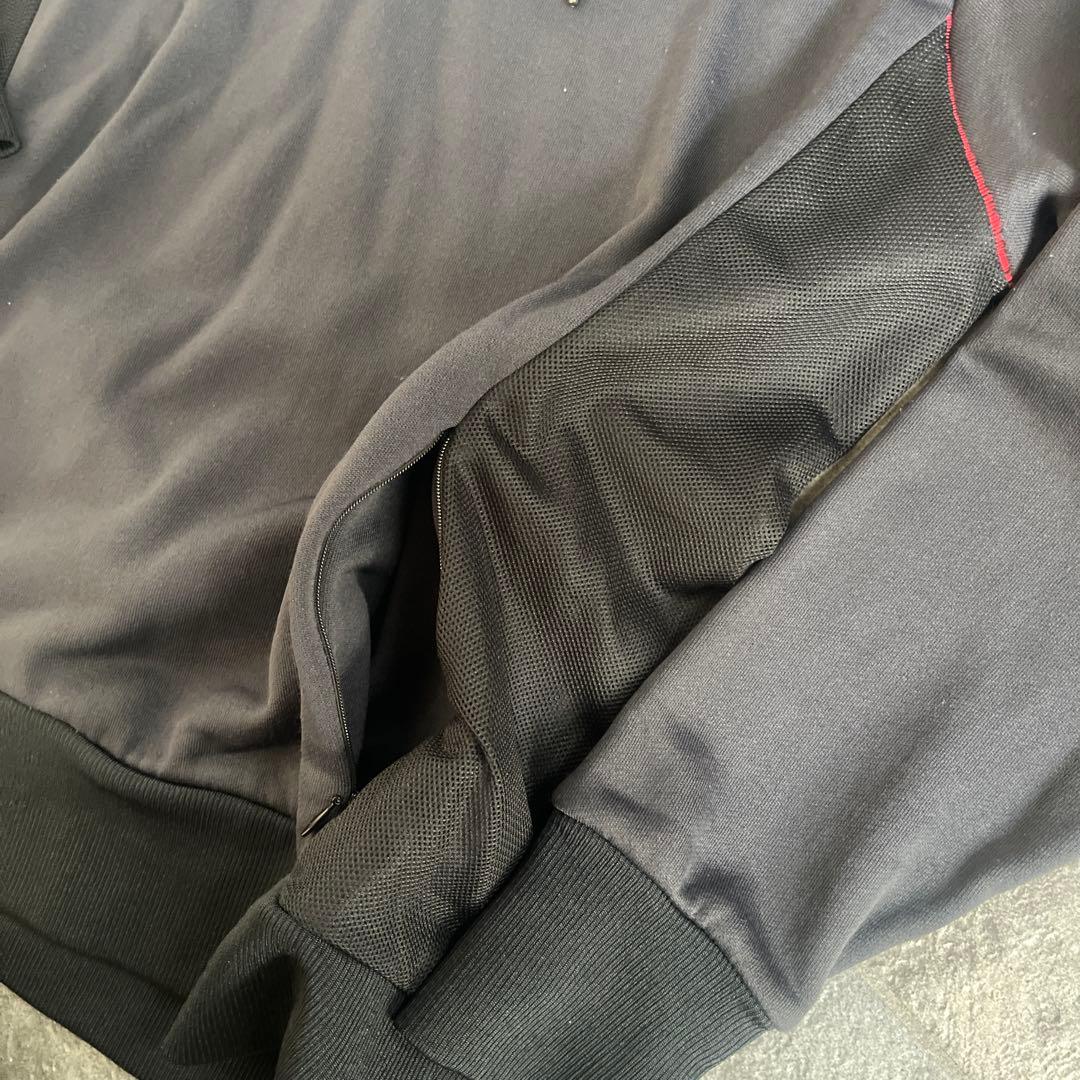 大人気モデル★ブリーフィング　グレー　パーカー　size M