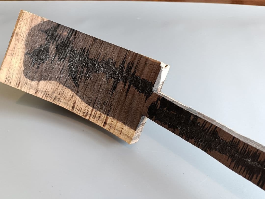 希少 沖縄三線用 棹材 沖縄本島今帰仁産黒木原木令和6年7月木取り済