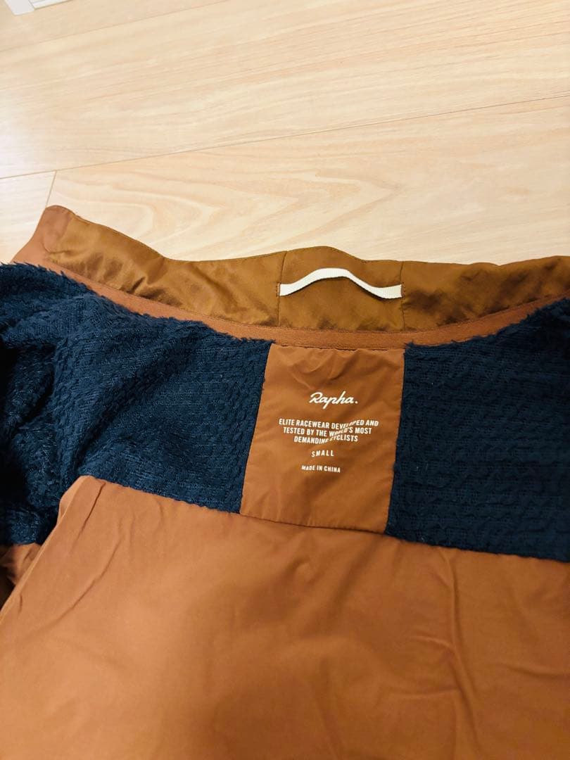 Rapha PRO TEAM INSULATED JACKETメンズSサイズ