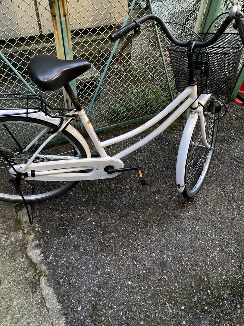 ホワイト シティサイクル リアキャリア付き