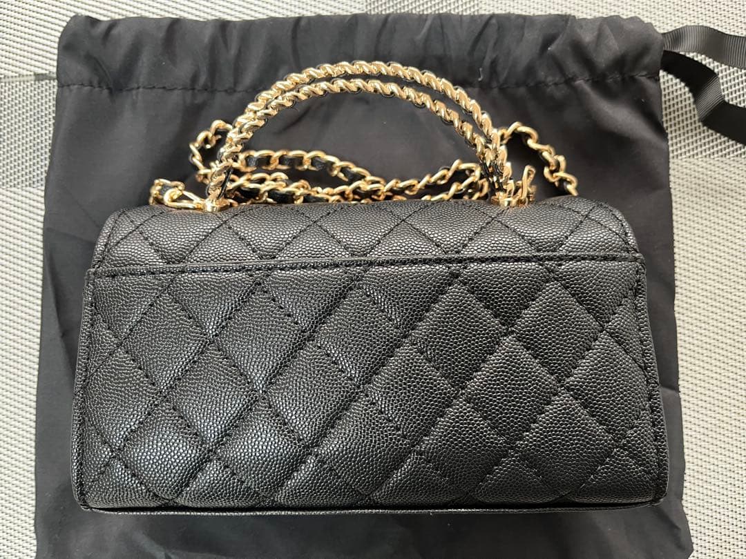 CHANEL ノベルティ キルティング ショルダーバッグ ゴールドチェーン