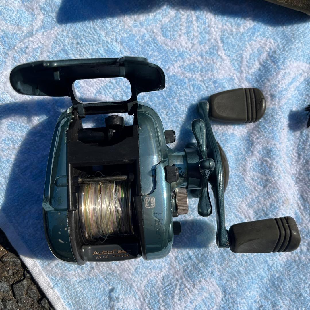 リール TEAM DAIWA S 105Hi