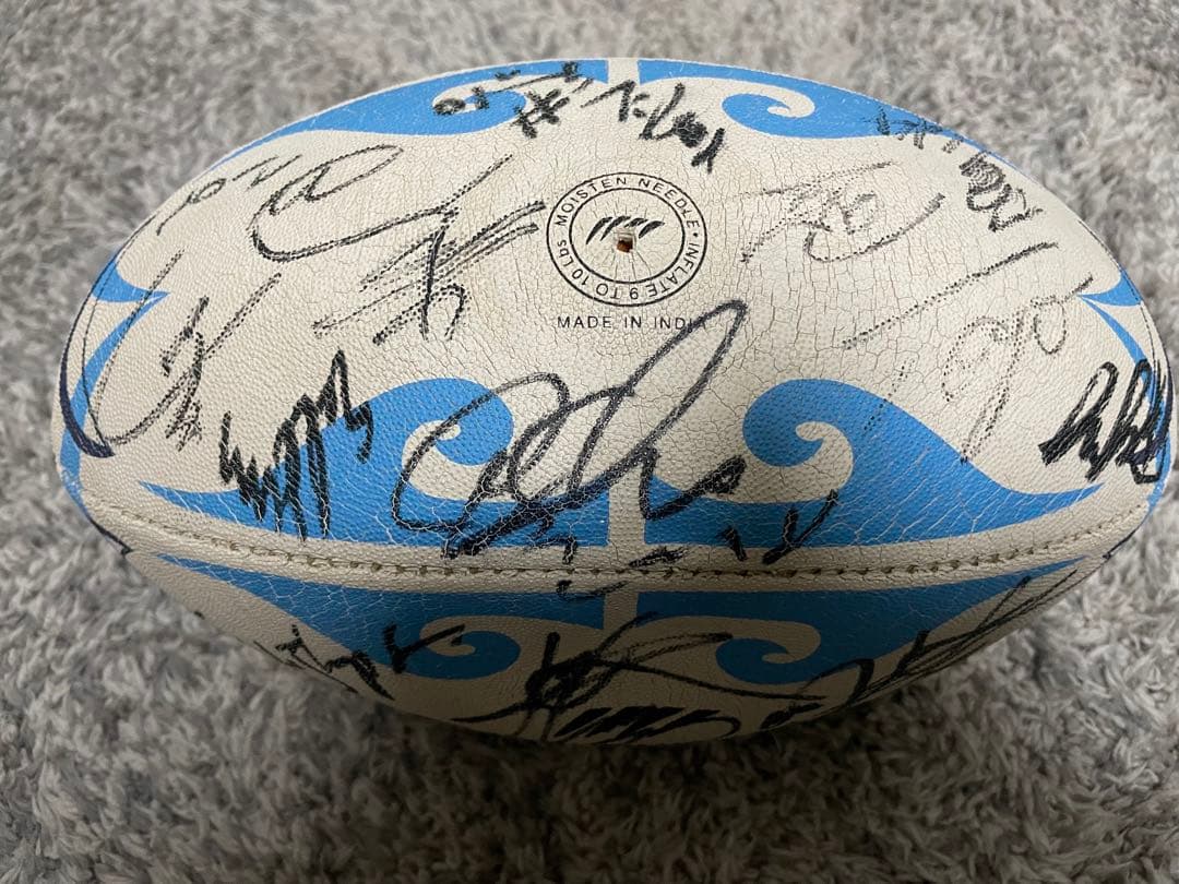 近鉄ライナーズ　サイン入りラグビーボール Toughbest サイズ4