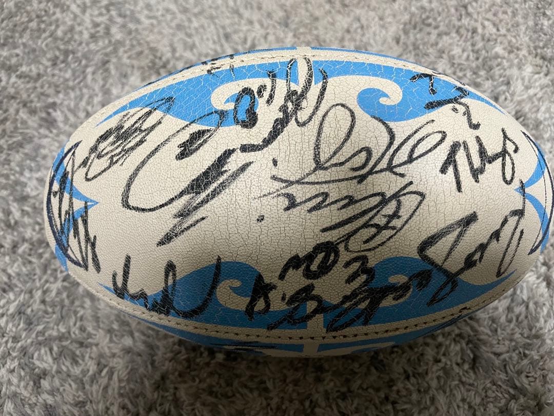 近鉄ライナーズ　サイン入りラグビーボール Toughbest サイズ4