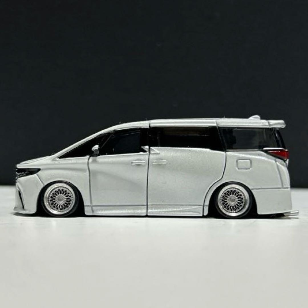 トミカプレミアム　アルファード改