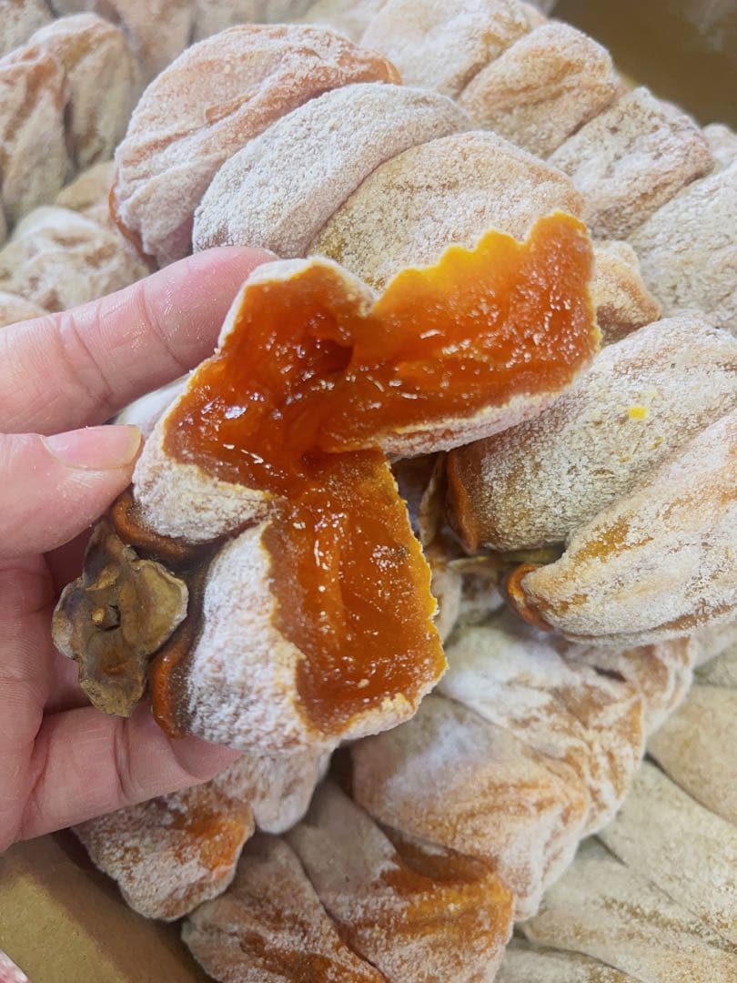 10kg‼️新物入荷‼️干し柿　干柿　箱込み1kg