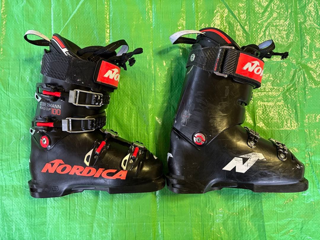 Nordica Dobermann 100 スキー用ブーツ