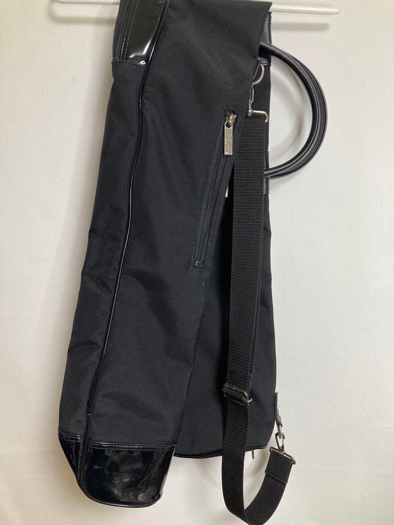 バーニーズニューヨーク　黒ゴルフバッグ(練習用)