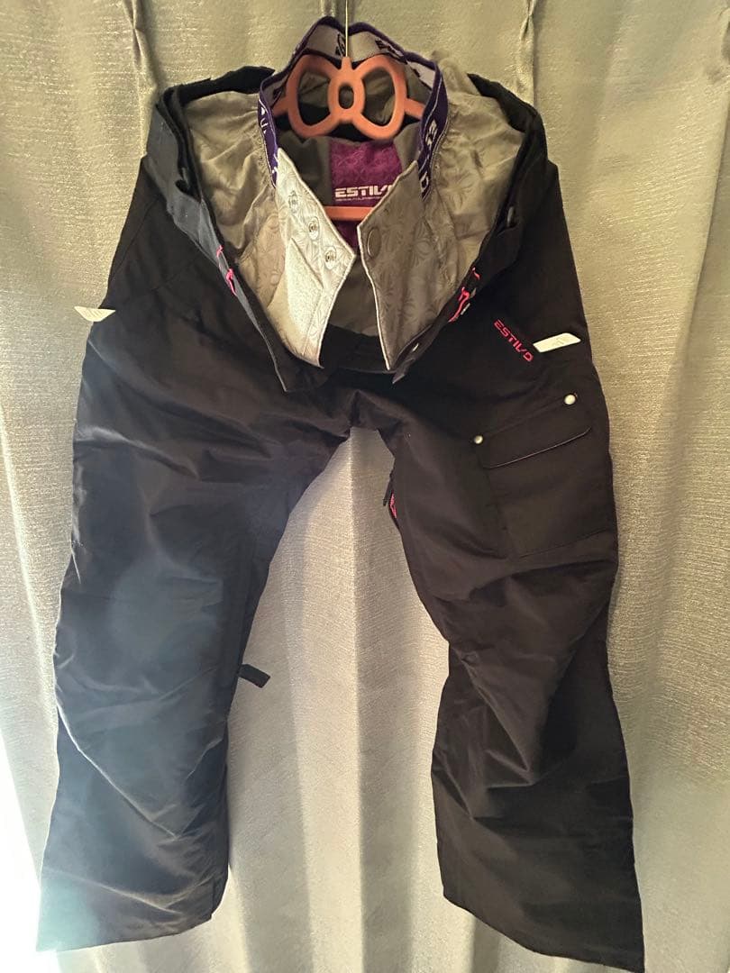 スノボーウェア　Mサイズ