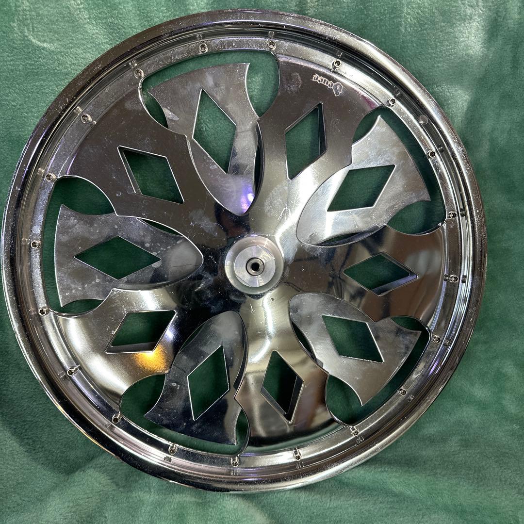 3*1様 20インチ　ローライダーホイール　新品