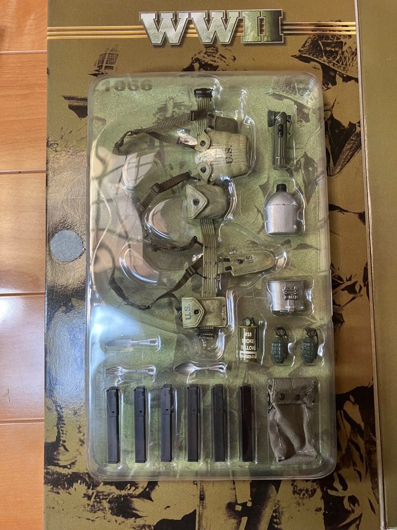 ELITE FORCE WWII フィギュア4体セット