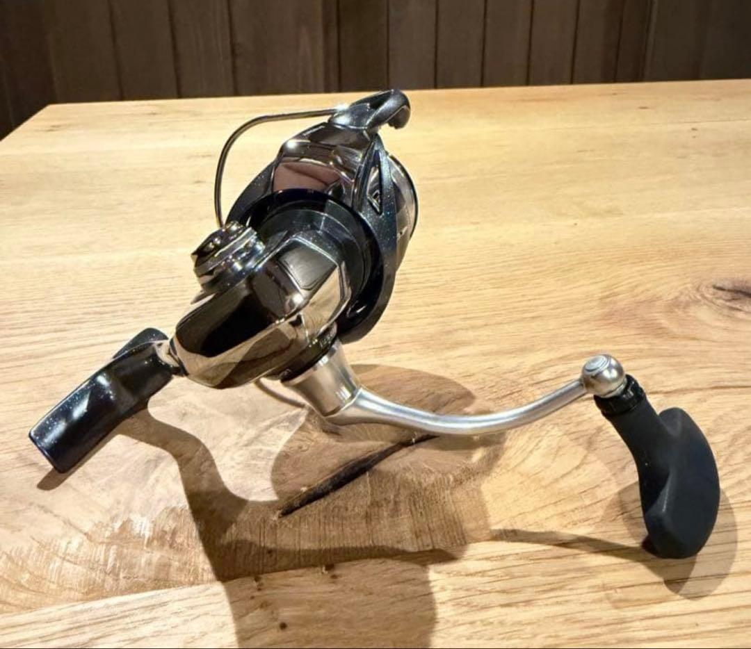 ダイワ　24ルビアス PC LT2500-H