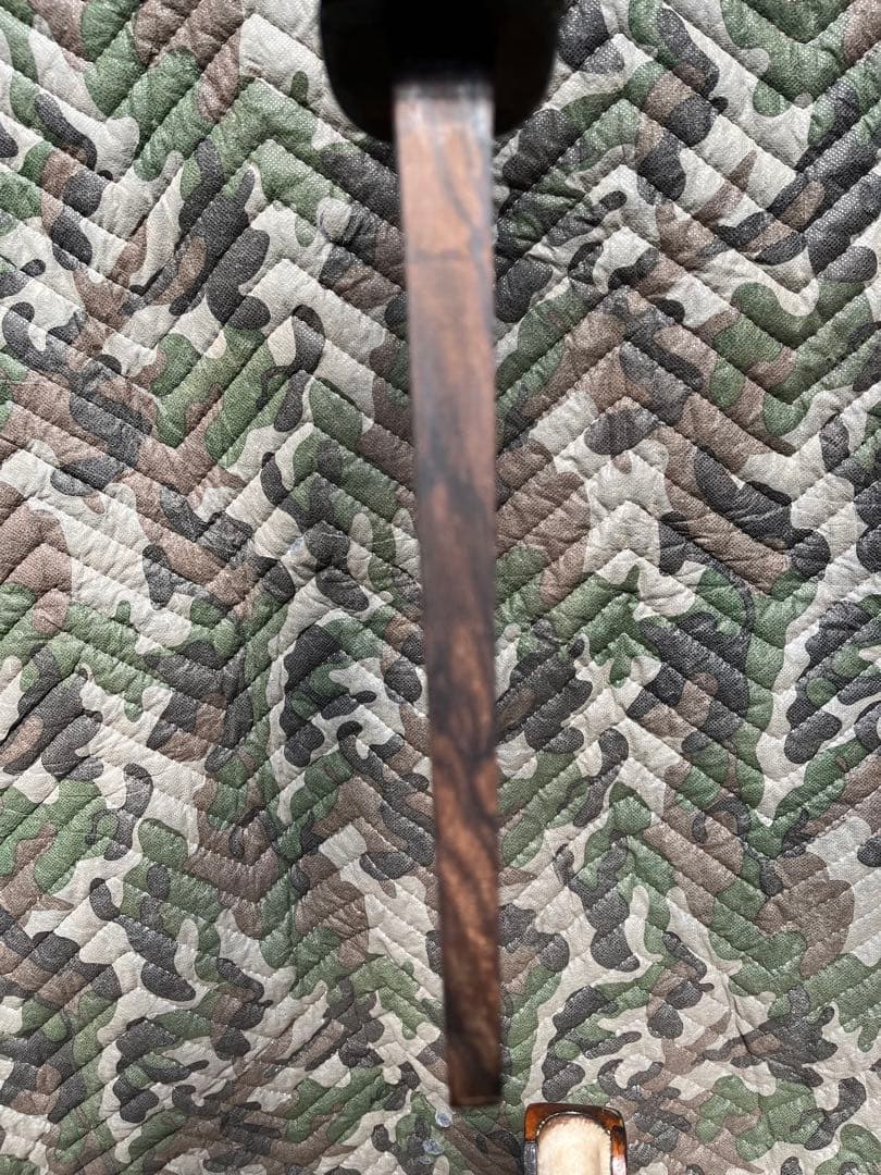 沖縄三線江戸与那城型((シャム柿)本皮一枚張りに仕上げました。