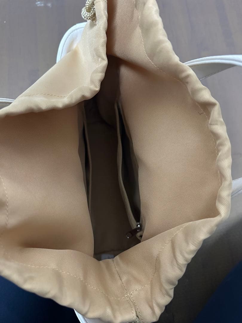 descente （デサント）ゴルフバッグ ベージュ/ホワイト