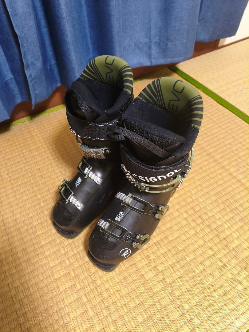 ROSSIGNOL スキーブーツ EVO 70 25.5cm ケース付き