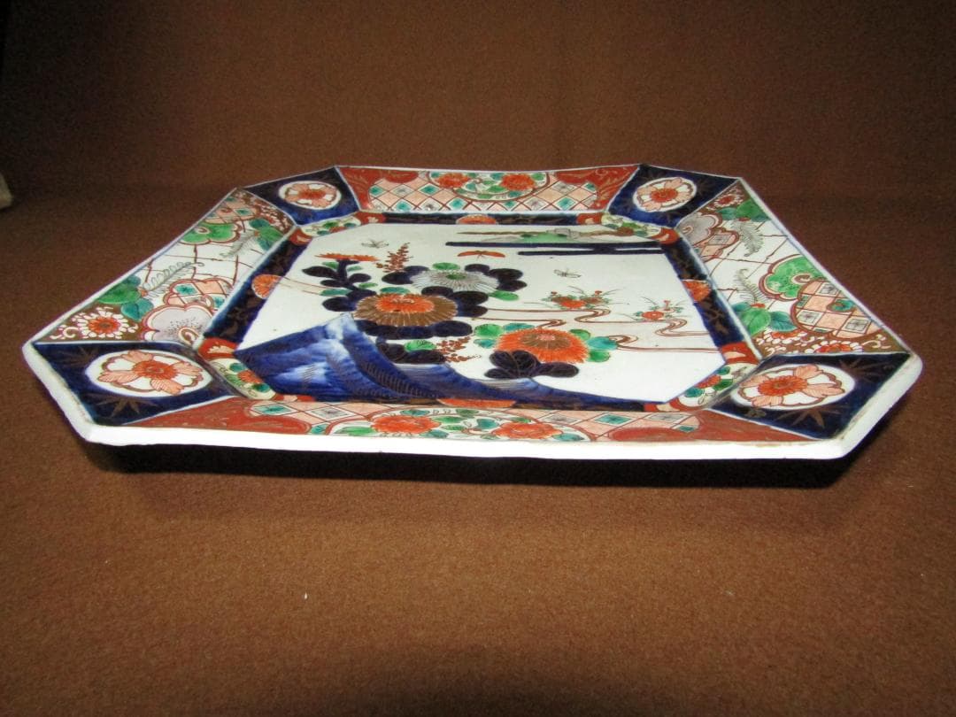 【色絵　山水・菊図　角皿　径３１．５ｃｍ】古伊万里