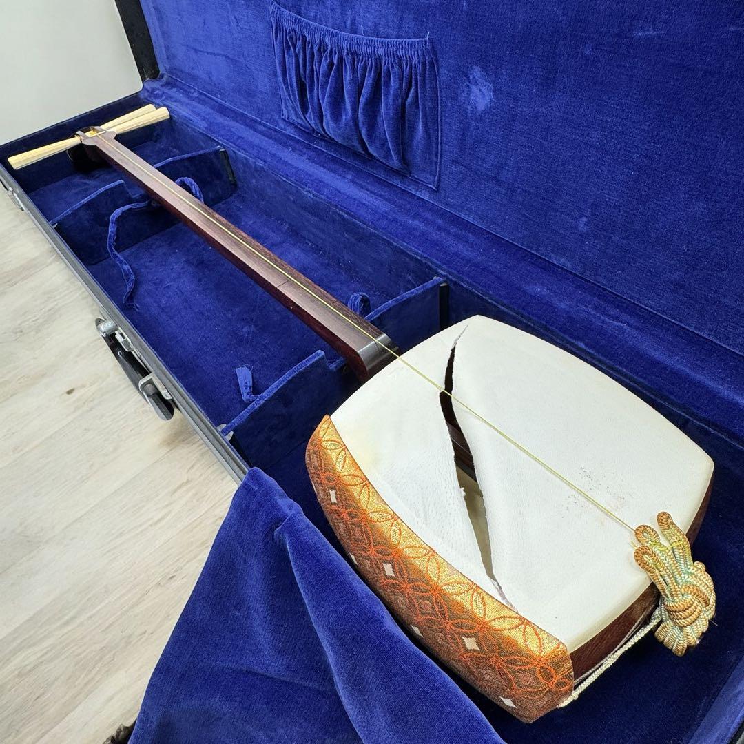 三味線 中棹 ハードケース付 全長約98cm 棹幅約28mm
