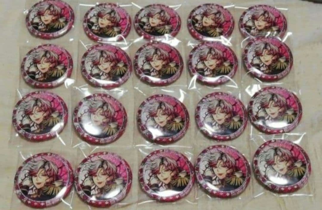 悪魔執事と黒い猫 あくねこ アモン　 缶バッジ　サンリオ　グリッター缶バッジ